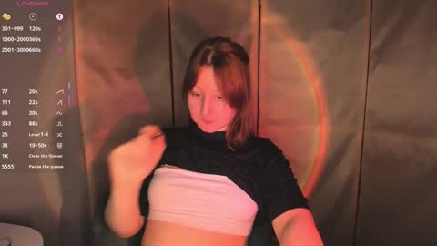 Snapshot of littlemargoo chatting on 02-21-26, 07:26 Margo online show from 02-21-26, 07:26