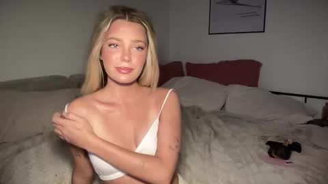 Marciabrady online show from 12-25-24, 11:53