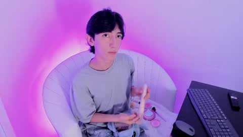 Snapshot of littleprince_ chatting on 06-04-26, 12:16 PRINCE online show from 06-04-26, 12:16