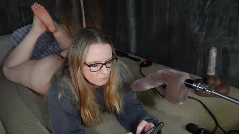 Snapshot of littleprincess92 chatting on 02-12-25, 10:14 littleprincess92 online show from 02-12-25, 10:14