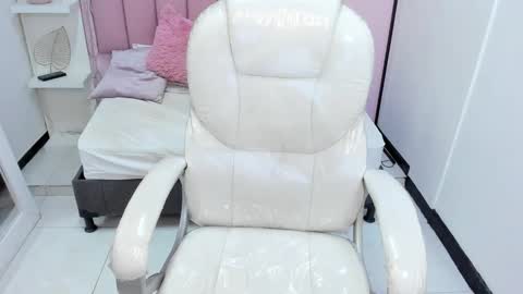  sofii  online show from 11-07-25, 10:21