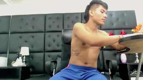 Snapshot of littletommy01 chatting on 02-12-25, 05:05 littletommy01 online show from 02-12-25, 05:05