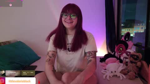 Snapshot of littlevalerie chatting on 05-29-26, 01:25 Valerie online show from 05-29-26, 01:25