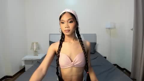 Snapshot of litzy_perez chatting on 06-14-26, 07:16 litzy_perez online show from 06-14-26, 07:16