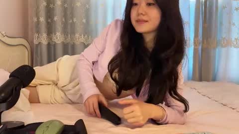 nana online show from 11-11-25, 02:22