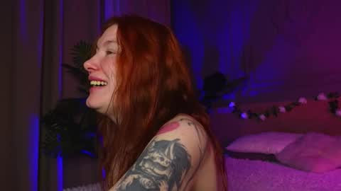 Snapshot of liv_fay chatting on 01-14-26, 02:12 Liv 3 online show from 01-14-26, 02:12