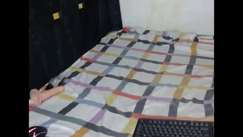 liv_horny online show from 04-03-26, 03:37