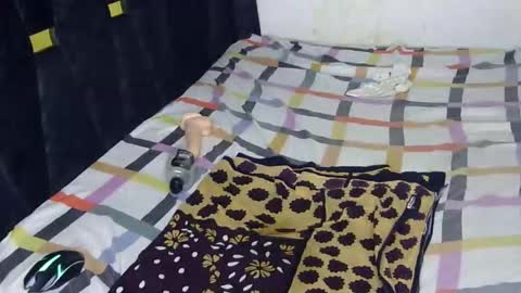 liv_horny online show from 04-03-26, 03:43