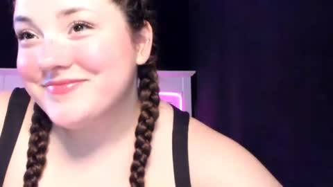 Snapshot of livinsubspace chatting on 06-29-26, 02:51 Liv online show from 06-29-26, 02:51