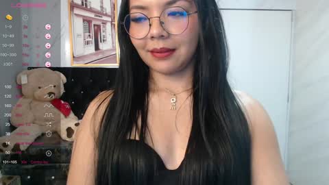 Liz online show from 01-18-25, 06:13