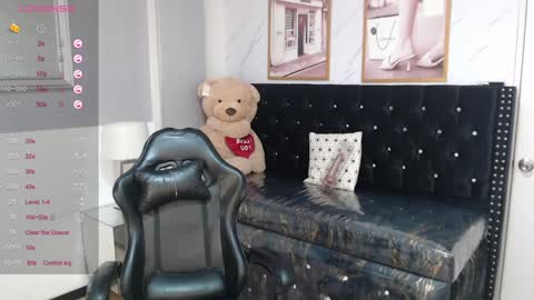 Liz online show from 01-31-25, 03:09