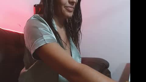 Snapshot of liz_fe chatting on 02-18-25, 02:16 liz_fe online show from 02-18-25, 02:16