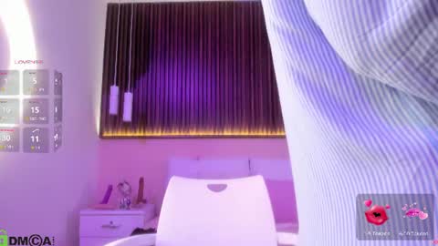 Snapshot of liz_grey_ chatting on 06-26-26, 04:50 online show from 06-26-26, 04:50