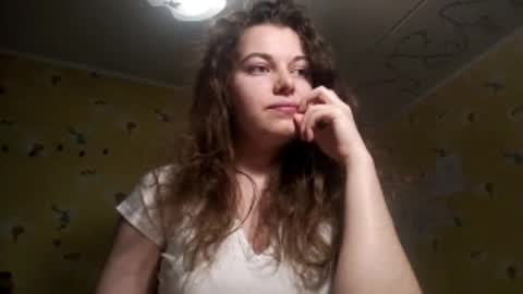 Molly online show from 04-19-26, 05:01