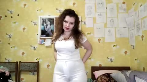 Molly online show from 05-01-26, 04:44
