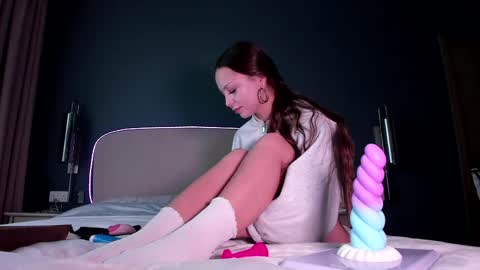 Snapshot of lizaloveness chatting on 04-23-26, 03:08 Liza Loveness online show from 04-23-26, 03:08