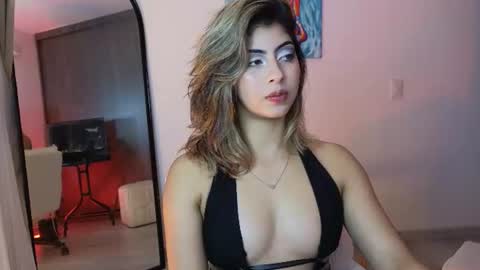 Snapshot of lizambarr chatting on 08-03-26, 02:21 Lizeth online show from 08-03-26, 02:21