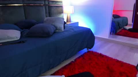 Snapshot of lizasweett_ chatting on 02-19-25, 11:25 Liza online show from 02-19-25, 11:25