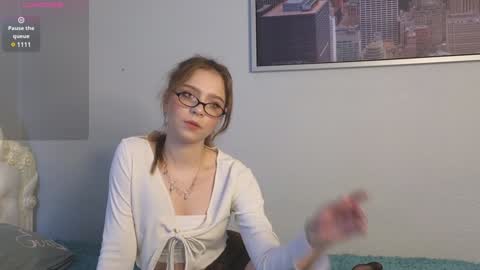 Snapshot of lizbethbiers chatting on 01-13-25, 03:12 Hello there im Amelia Im new here Lets have fun online show from 01-13-25, 03:12