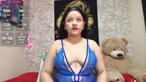 Snapshot of lizbetth360 chatting on 10-14-25, 06:09 Mariana online show from 10-14-25, 06:09