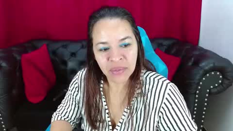 L I Z  E T H   online show from 04-01-26, 08:37