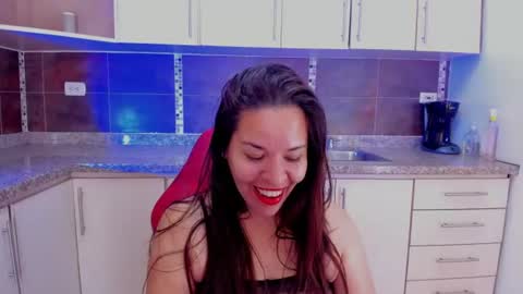 L I Z  E T H   online show from 07-17-26, 08:35