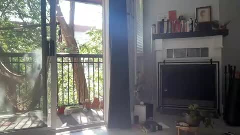 Liselle online show from 07-15-26, 10:59