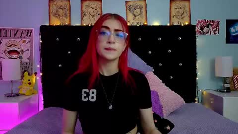 Snapshot of lizz_bela1 chatting on 06-21-26, 12:13 Lizz online show from 06-21-26, 12:13