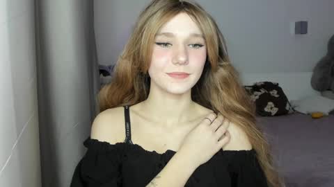 lizza_a online show from 03-24-26, 06:24