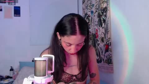 Snapshot of lizza_scott chatting on 08-05-26, 11:17 Lizza Scott online show from 08-05-26, 11:17