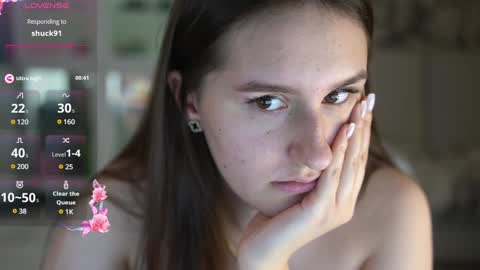 Snapshot of lizzi_fox chatting on 01-08-25, 04:02 Lizi-Fox online show from 01-08-25, 04:02