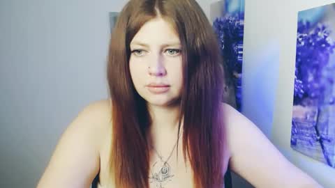 Lizzy3 online show from 04-22-26, 09:44