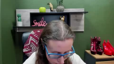 Lizzy online show from 02-02-26, 07:51