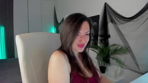 Snapshot of lizzyheinz chatting on 05-30-26, 06:43 Elizabeth online show from 05-30-26, 06:43