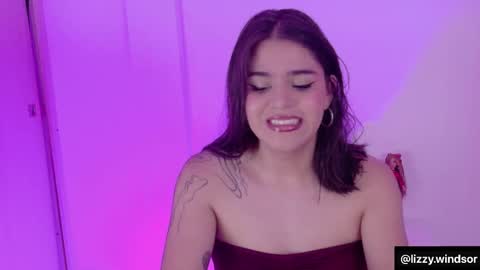 Snapshot of lizzywindsor chatting on 02-07-26, 11:08 lizzywindsor online show from 02-07-26, 11:08