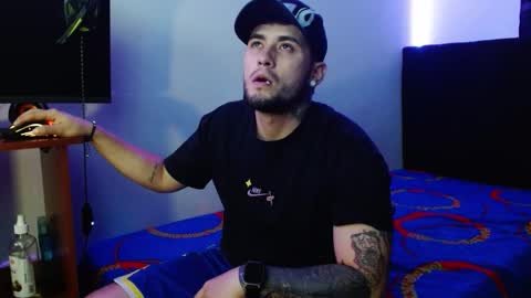 lliamm 2 online show from 01-16-26, 05:44