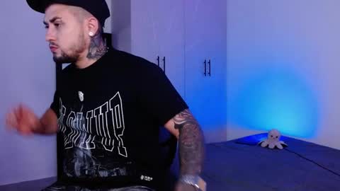 lliamm 2 online show from 06-01-26, 05:09