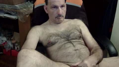 loades182025 online show from 10-28-25, 02:37