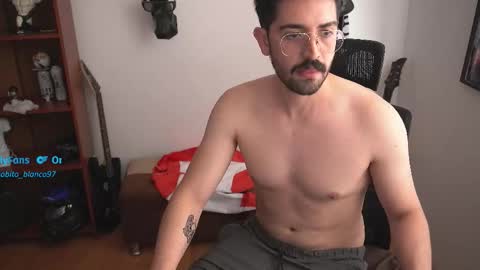 Lobito blanco Thefckingwolf main account online show from 10-31-25, 05:03