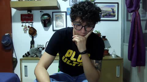 Snapshot of lobomx19 chatting on 12-06-24, 12:23 Lobo online show from 12-06-24, 12:23