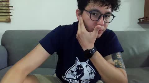 Snapshot of lobomx19 chatting on 03-01-25, 03:38 Lobo online show from 03-01-25, 03:38