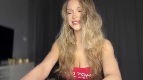 Lolla online show from 02-10-26, 09:52