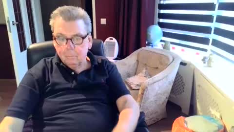 Loebet online show from 01-10-26, 02:52