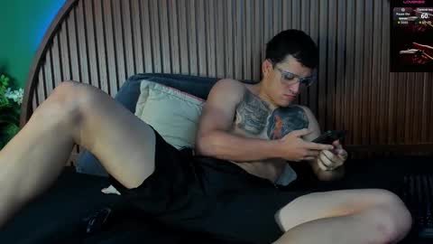 logan_griffin online show from 11-06-25, 03:07