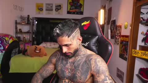logan_hugh8 online show from 05-28-26, 01:47