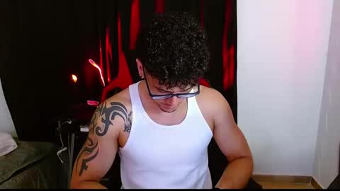 Snapshot of loganandrwz chatting on 02-12-26, 12:49 Loganandrwz online show from 02-12-26, 12:49