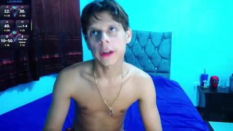 Snapshot of loganevans8 chatting on 07-12-26, 06:15 Logan online show from 07-12-26, 06:15
