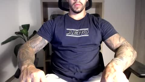 Snapshot of loganhod chatting on 05-06-26, 11:32 Logan Wolfp online show from 05-06-26, 11:32