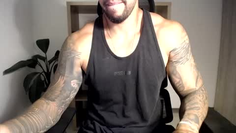 Snapshot of loganhod chatting on 05-15-26, 05:03 Logan Wolfp online show from 05-15-26, 05:03