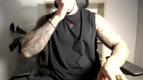 Snapshot of loganhod chatting on 06-18-26, 11:42 Logan Wolfp online show from 06-18-26, 11:42